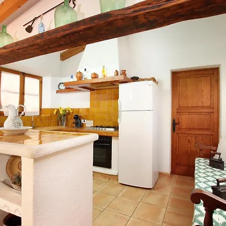 Quiet And Wooded Area Of The Mallorcan Countryside By Renthousing Tatil Evi Pollença